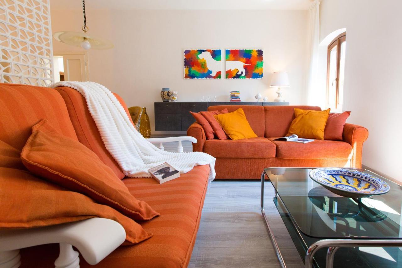 San Giovanni Apartment サン・ジミニャーノ エクステリア 写真
